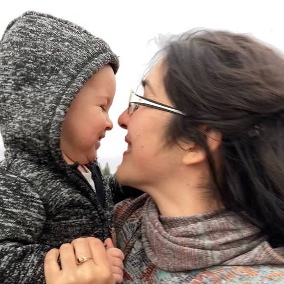 Meet your Posher, Victoria - Picture 1 of 3